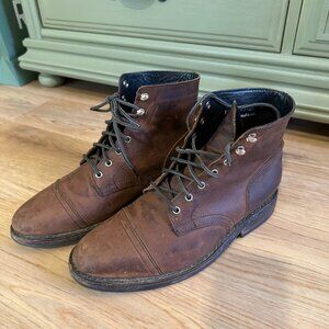 Thursday Boots, Captain Size 9